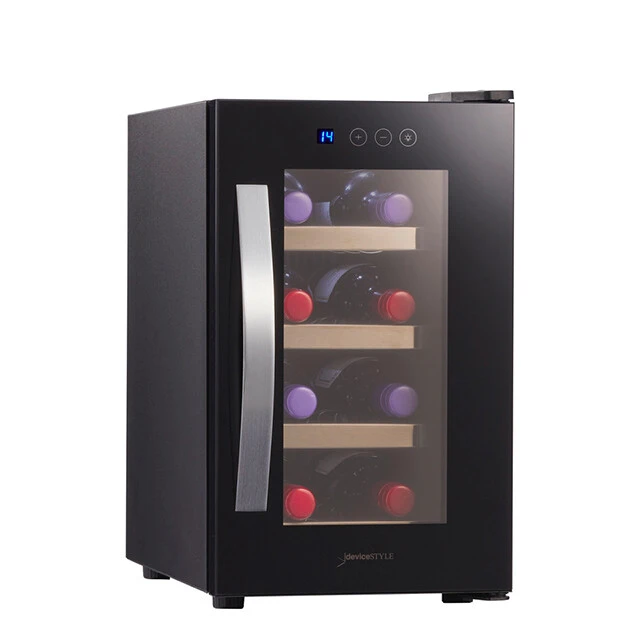 デバイスタイル ワインセラーCE-8W　幅264㎜×奥行き570㎜×高さ452㎜と、リビングやキッチンに置けるコンパクトな8本タイプ。ペルチェ式冷却システムで静音性に優れ、温度も1℃刻みで調節可能。1万9800円