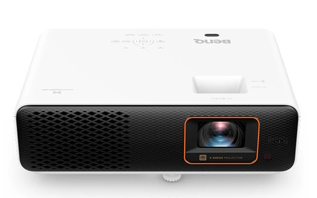 エンタメ視聴が圧倒的にはかどる！　最新プロジェクター【即買いガジェット】