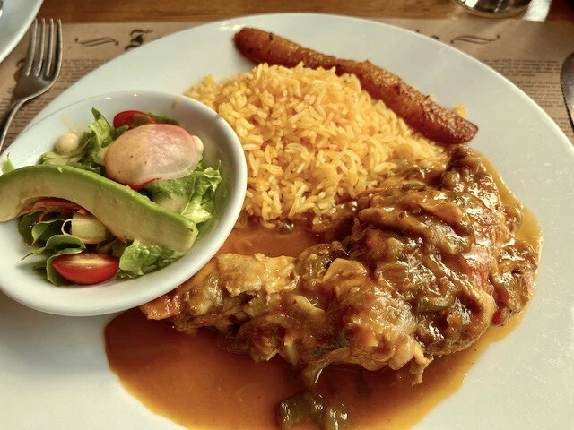 アロス・コン・ポジョ