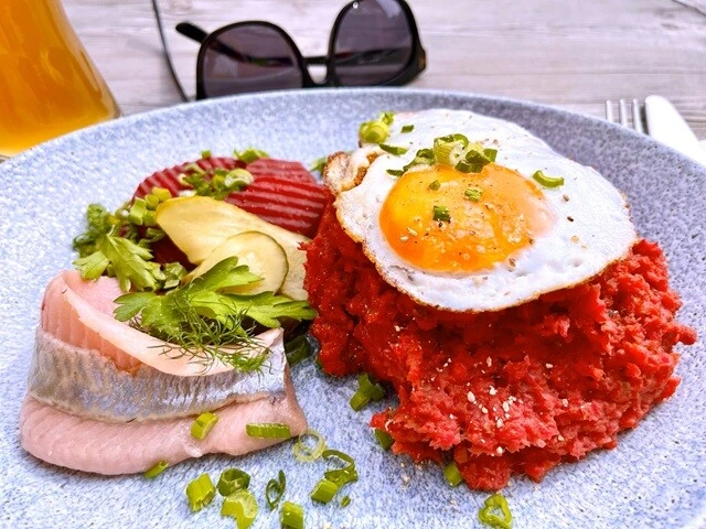 ハンブルク名物「ラプスカウス」。個人的に、これまでに食べたドイツ料理の中ではピカイチにおいしかった。