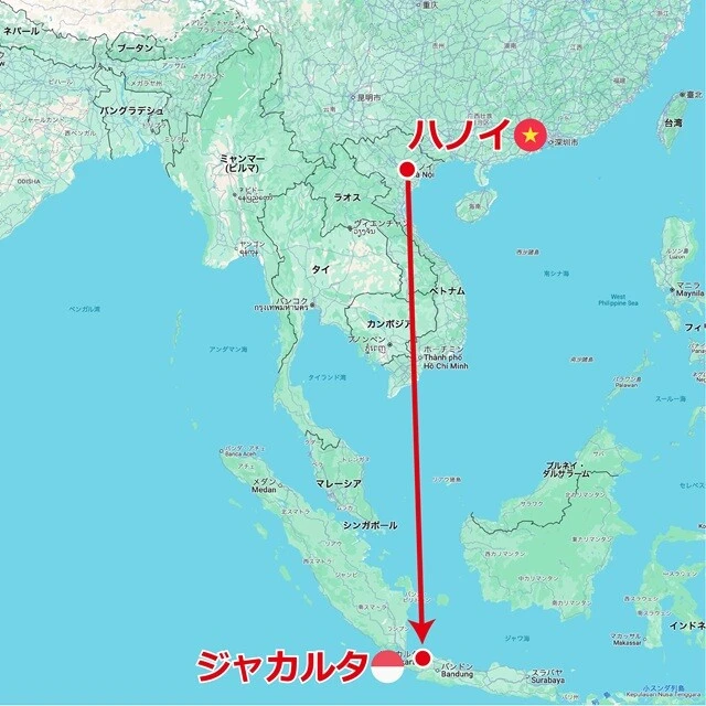 ハノイ→ジャカルタ（移動時間4時間半、ジャカルタとハノイの間に時差はない）。しかし余談だが、ジャカルタの日の入りの時間は、2日前までいたベトナム北西部のラオカイ省よりも1時間近く早かった。これは緯度の違いのせい？　と思って地図を見て初めて、インドネシア（ジャワ島）が南半球に位置していることに気づいた。