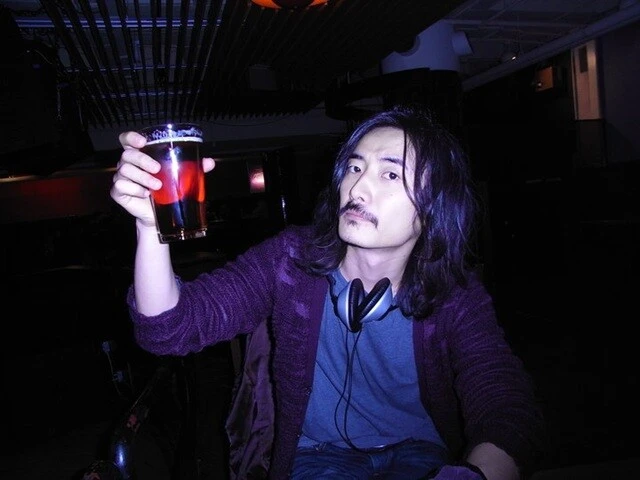 ブリティッシュコロンビア大学のバーにて。ようやく体調が戻ってきたのでパイントのビール。