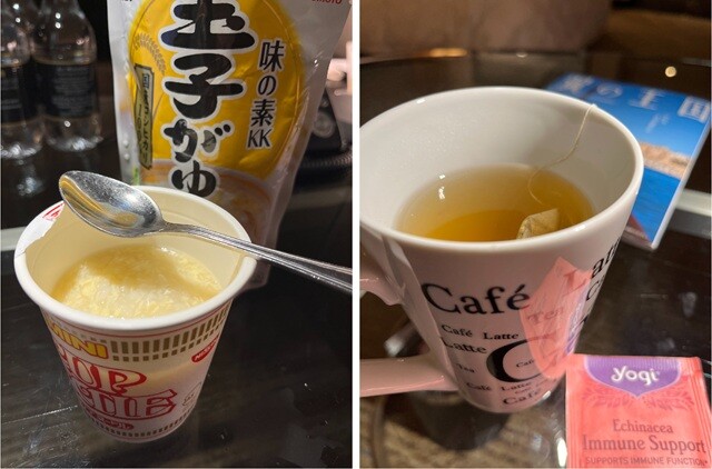 （左）私の海外出張でたまにある「さもしい」シーン。昼に軽食代わりに食べたミニカップヌードルの容器を洗って使い回し、そこに温めたレトルトのお粥を注ぎ、部屋に備え付けのティースプーンで食べた。こういう「手近なもので工夫して食べる」というのも海外出張あるある。ちなみに昼のミニカップヌードルも、やはり部屋備え付けのティースプーンで無理やり食べた（割り箸を忘れることが多い）。（右）食後のハーブティー。奥にはANAの「翼の王国」。