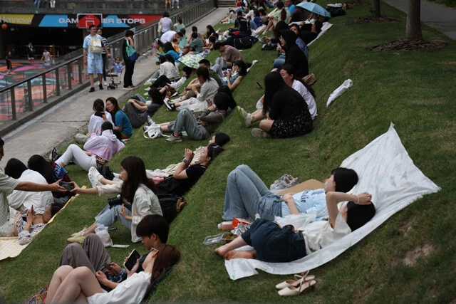 無気力な若者の象徴となった、中国の寝そべり族。その悪い意味での上位互換であるネズミ族（下）もSNSでは規制対象!?