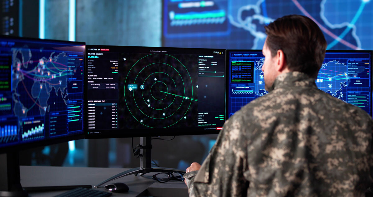 アメリカはAIを軍事利用しており、ベネズエラやイランでの軍事作戦で大きな成果を上げている