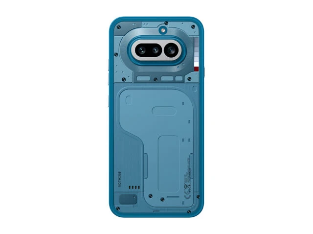 Phone（4a）（Nothing／5万8800円から）　こちらは同社製品を象徴する、背面が透けているシースルーデザインを採用。もちろん、この価格帯でもおサイフケータイや防水・防塵に対応。しかも、6.78インチの大画面！