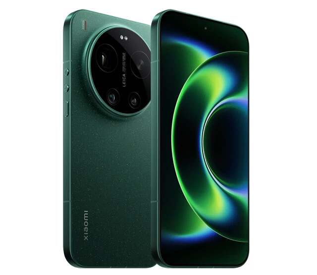 Xiaomi 17 Ultra　シャオミ・ジャパン／19万9800円 から　コスパ重視の3万円台端末から、「Xiaomi 17 Ultra」のようなストレージ容量によっては軽く20万円を超えるスマホまでラインナップするシャオミ。こちらもアトカラと提携して分割手数料が無料の最大36回払いに対応。オンラインストア、実店舗で利用でき、スマートテレビやロボット掃除機などの購入も分割でOK！